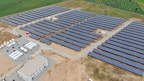 vue aérienne du site du micro-réseau de Bayero